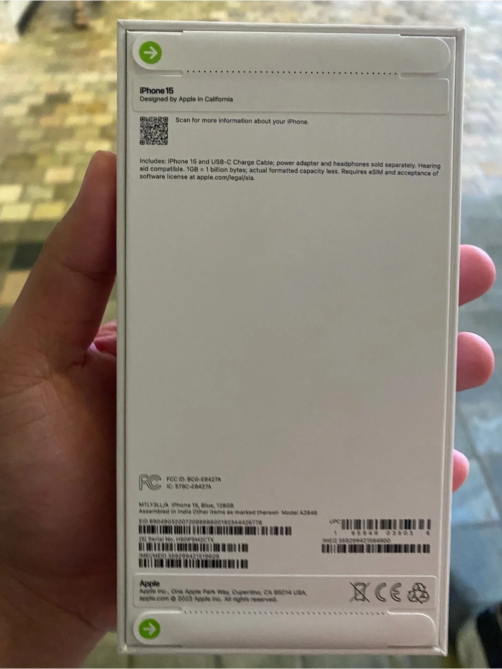 iPhone 15 128GB with Nomad leather case and